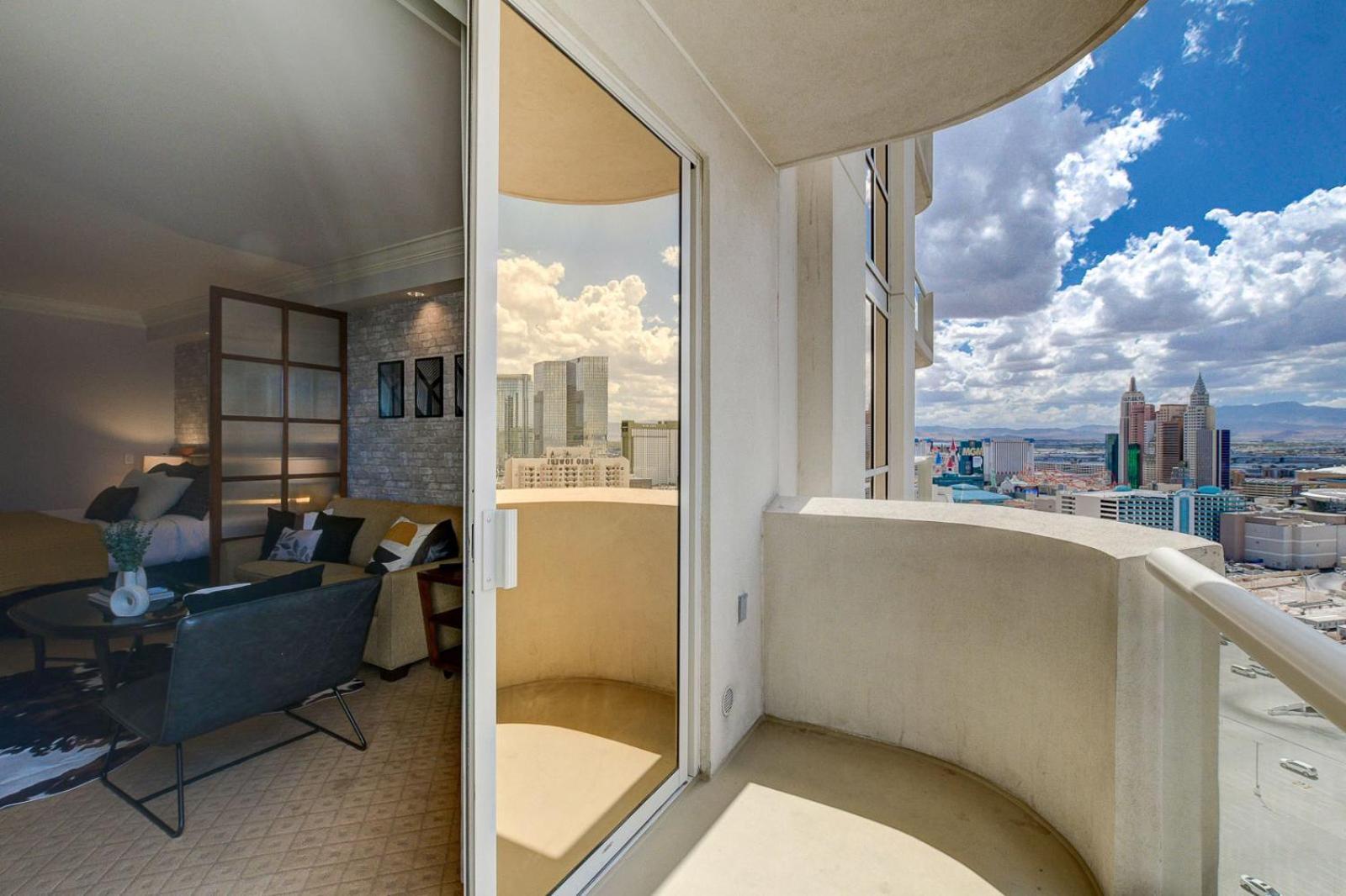 Premium Suite Mgm Signature High Flr Balcony Strip View Лас-Вегас Экстерьер фото
